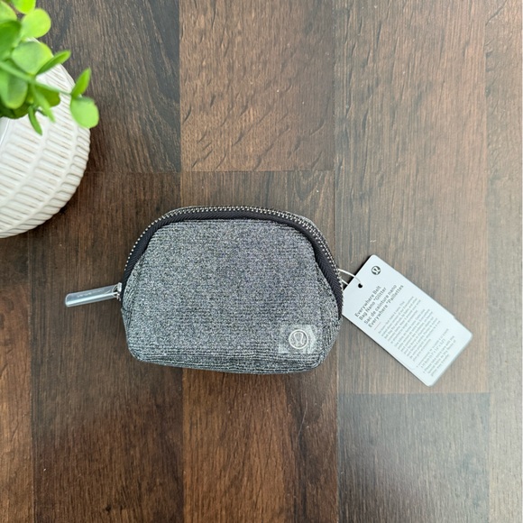 lululemon athletica Handbags - 🆕 Lululemon Everywhere Belt Bag Nano - Glitter